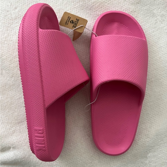 PINK Victoria's Secret Shoes - Pillow slide Victoria secret Pink